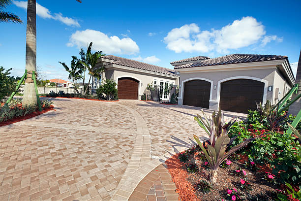Best Custom Driveway Pavers  in Bonner Springs, KS
